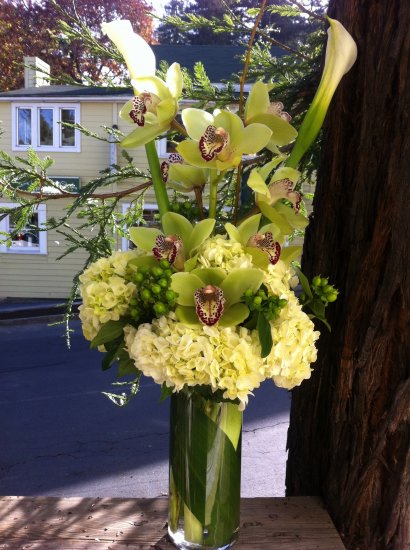 Green Cymbidium Splendor Bouquet - Click Image to Close
