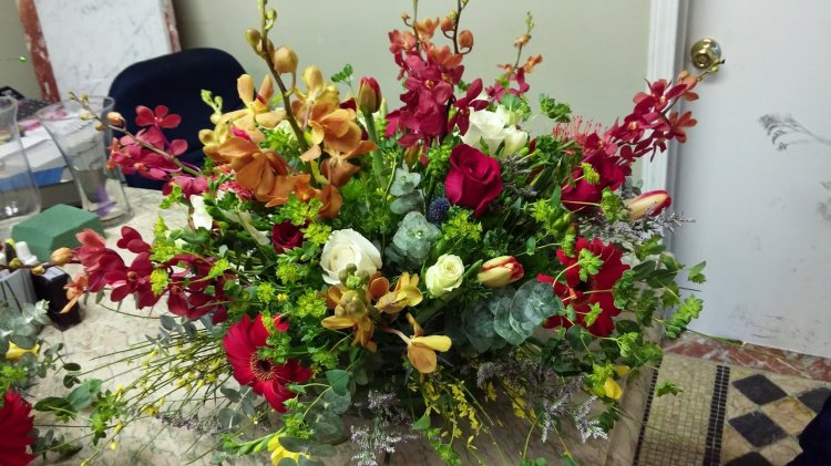 Orchid Delicacy Centerpiece - Click Image to Close