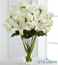 Meaningful Luxury Lily Bouquet Meaningful Luxury Lily Bouquet